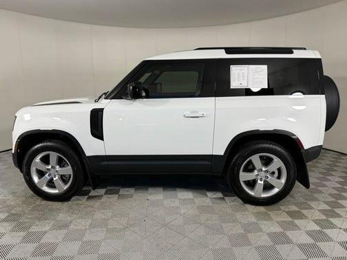 2025 Land Rover Defender S