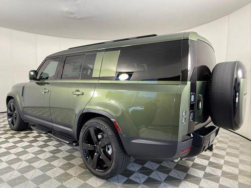 2026 Land Rover Defender S