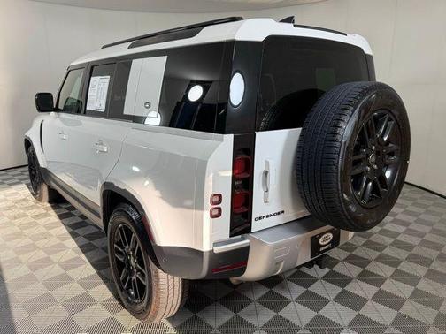 2024 Land Rover Defender S