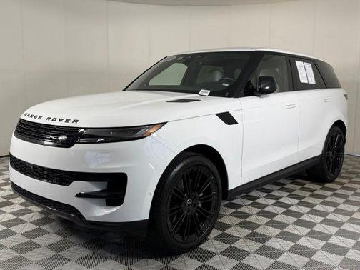 Fuji White 2025 Land Rover Range Rover Sport SE