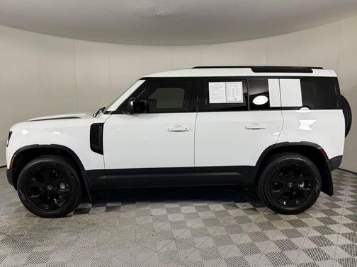 2025 Land Rover Defender S