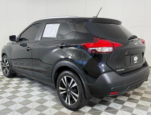 2020 Nissan Kicks SV
