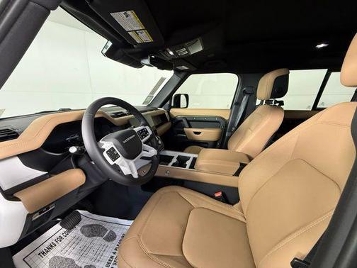 2026 Land Rover Defender X-Dynamic SE