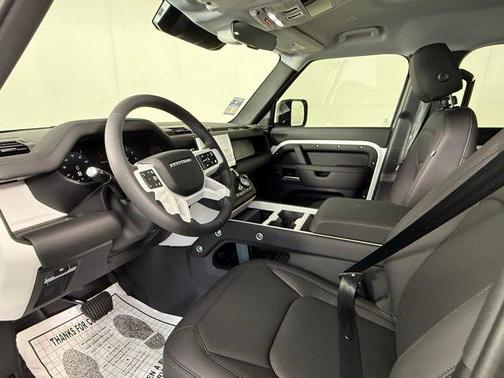 2025 Land Rover Defender S