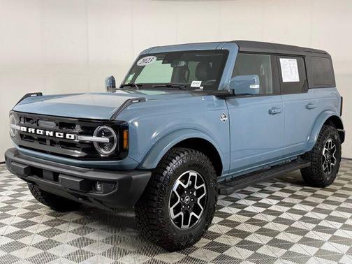 2023 Ford Bronco Outer Banks