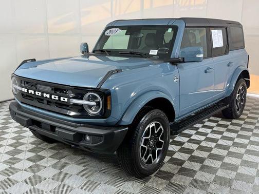 2023 Ford Bronco Outer Banks