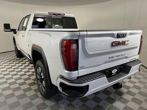 2025 GMC Sierra 2500 Denali
