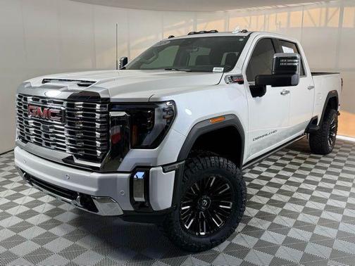 2025 GMC Sierra 2500 Denali