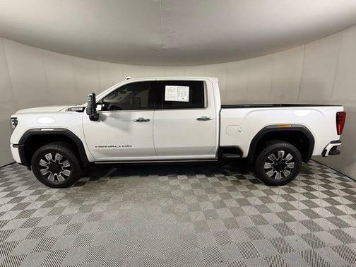 2025 GMC Sierra 2500 Denali