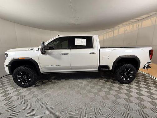 2025 GMC Sierra 2500 Denali