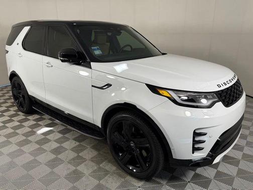 2025 Land Rover Discovery Dynamic SE