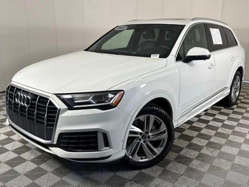 2021 Audi Q7 45 Premium Plus
