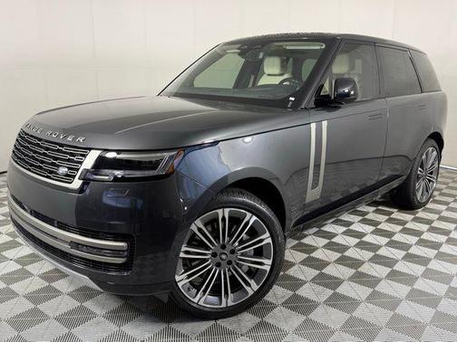 2025 Land Rover Range Rover SE