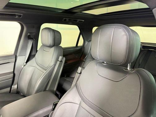 2024 Land Rover Range Rover Sport SE