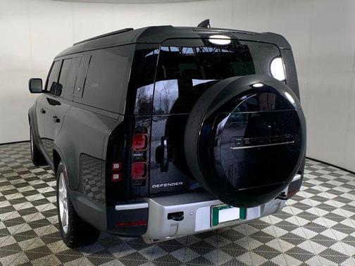 2024 Land Rover Defender S