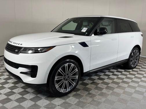 2025 Land Rover Range Rover Sport SE