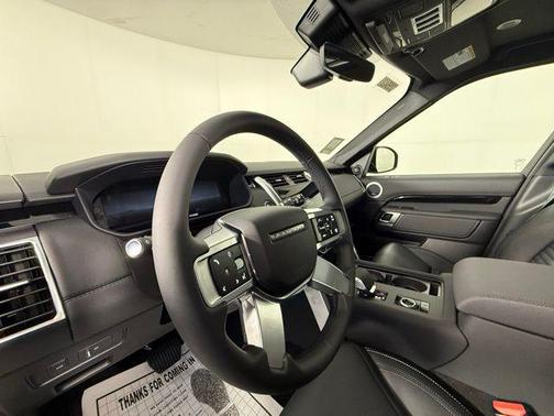 2025 Land Rover Discovery S