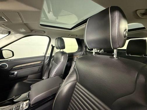 2017 Land Rover Discovery HSE