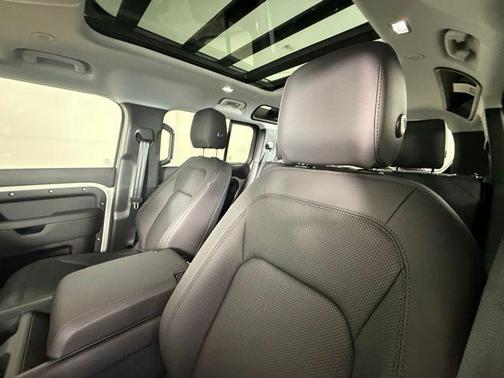 Borasco Gray Metallic 2026 Land Rover Defender S