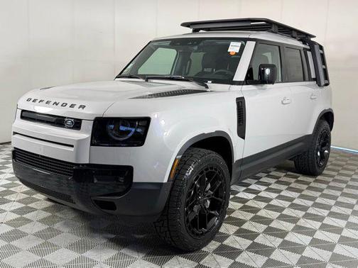 Borasco Gray Metallic 2026 Land Rover Defender S