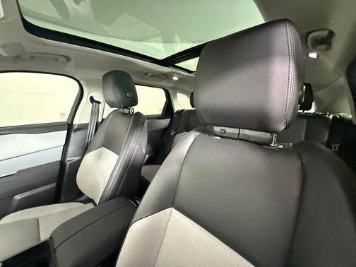 2024 Land Rover Range Rover Velar P250 S