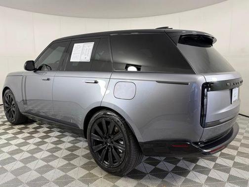Gray Metallic 2026 Land Rover Range Rover SE