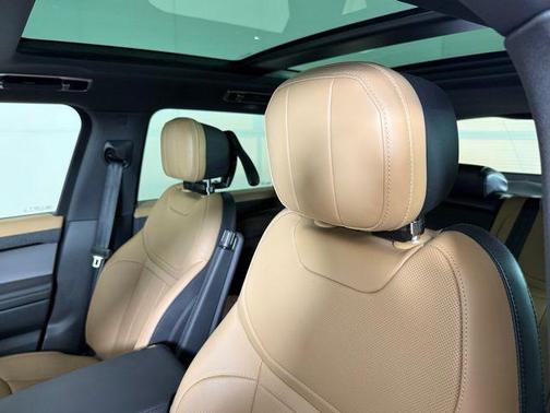 2025 Land Rover Range Rover Sport SE