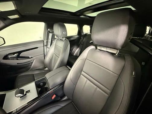 2025 Land Rover Range Rover Evoque S