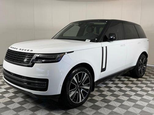 2025 Land Rover Range Rover SE