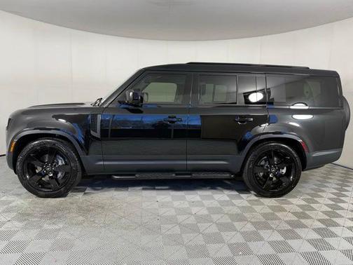 2025 Land Rover Defender S