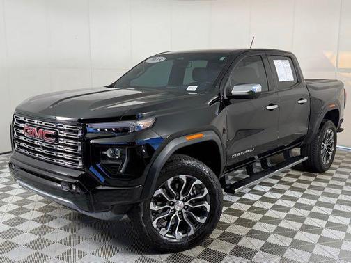 2023 GMC Canyon Denali