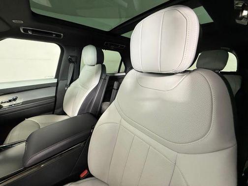 2024 Land Rover Range Rover Sport SE