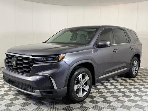 Gray 2023 Honda Pilot EX-L