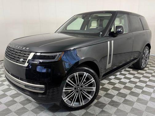 2025 Land Rover Range Rover SE