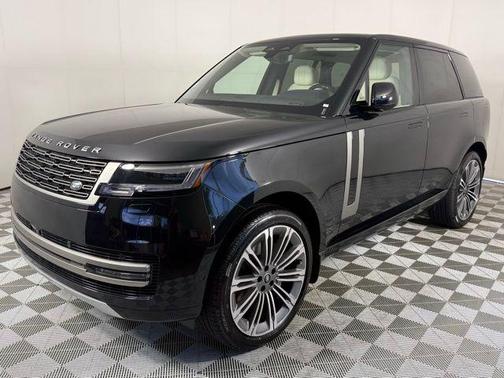 2025 Land Rover Range Rover SE