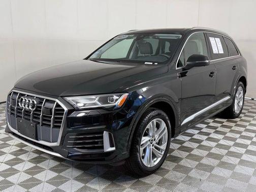 2023 Audi Q7 55 Premium Plus