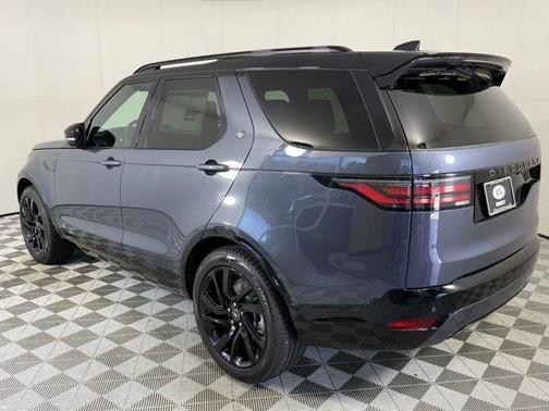 Blue 2025 Land Rover Discovery Dynamic SE