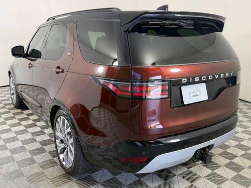 Sedona Red 2026 Land Rover Discovery Gemini Edition