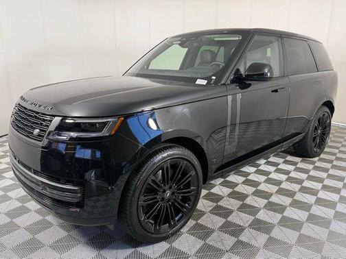 2025 Land Rover Range Rover SE