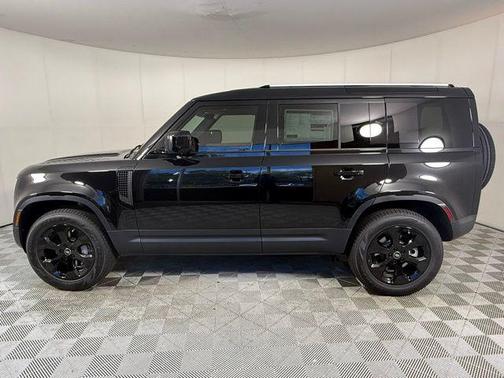2025 Land Rover Defender S