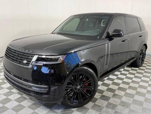 2025 Land Rover Range Rover SE
