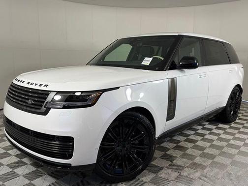2025 Land Rover Range Rover SV