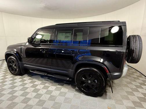 2025 Land Rover Defender S