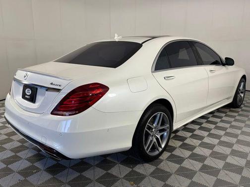 2016 Mercedes-Benz S-Class S 550