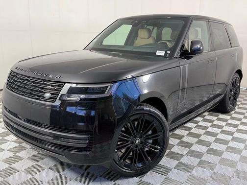 2025 Land Rover Range Rover SE