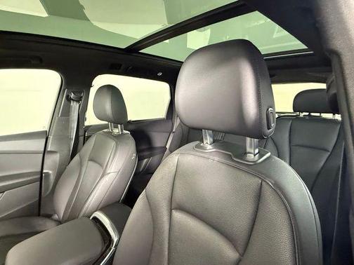2021 Audi Q7 45 Premium Plus