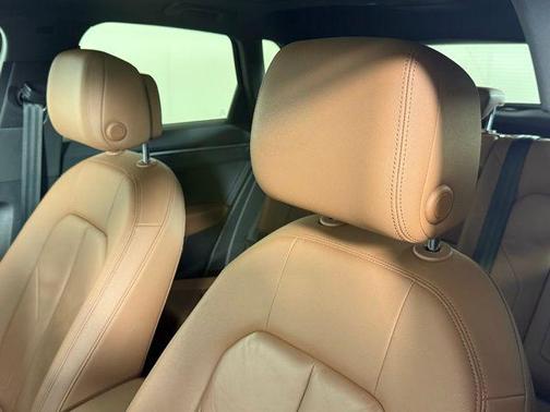 2020 Audi Q3 Premium