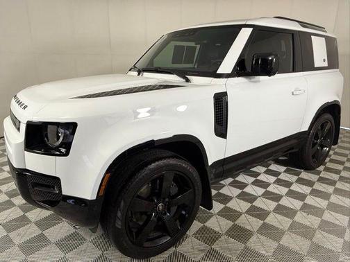 2024 Land Rover Defender X-Dynamic SE