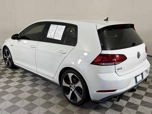 2018 Volkswagen Golf GTI 2.0T S 4-Door
