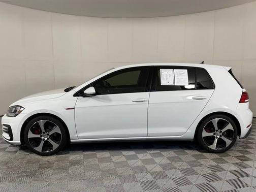 2018 Volkswagen Golf GTI 2.0T S 4-Door